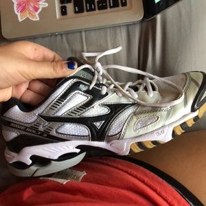 Mizuno Volleyball Shoes